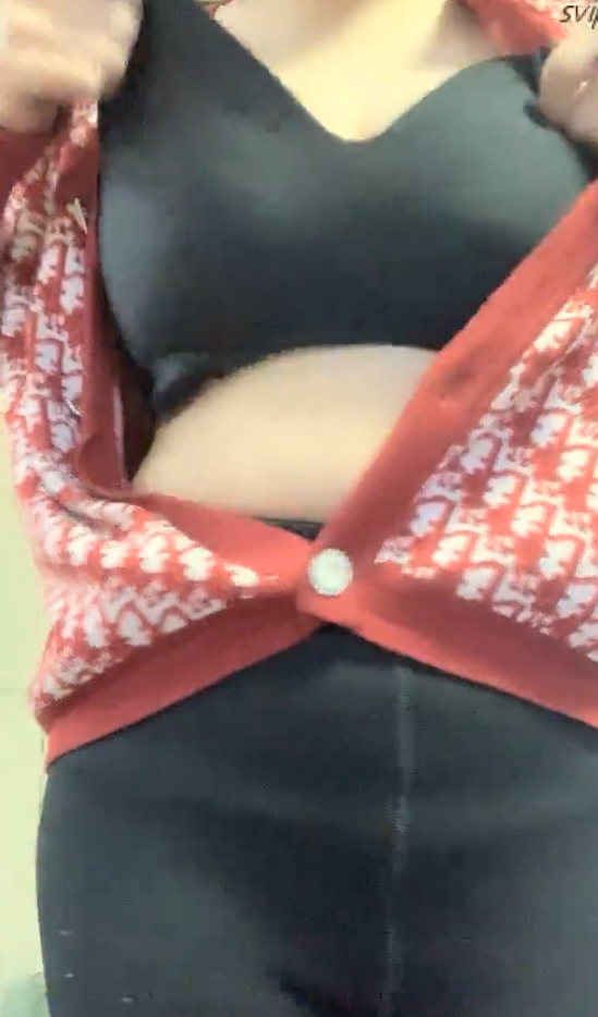 气质奶妈：聊天挤馒头，粉丝狂收藏！