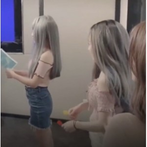 高颜值SWAG女星linlin视频合集：成熟主妇的嗲声嗲气体验