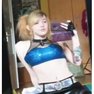 Enafox终极合集：226P图片+42V视频，2.23G，百度盘下载，二次解压，改后缀，冷艳魅力尽显