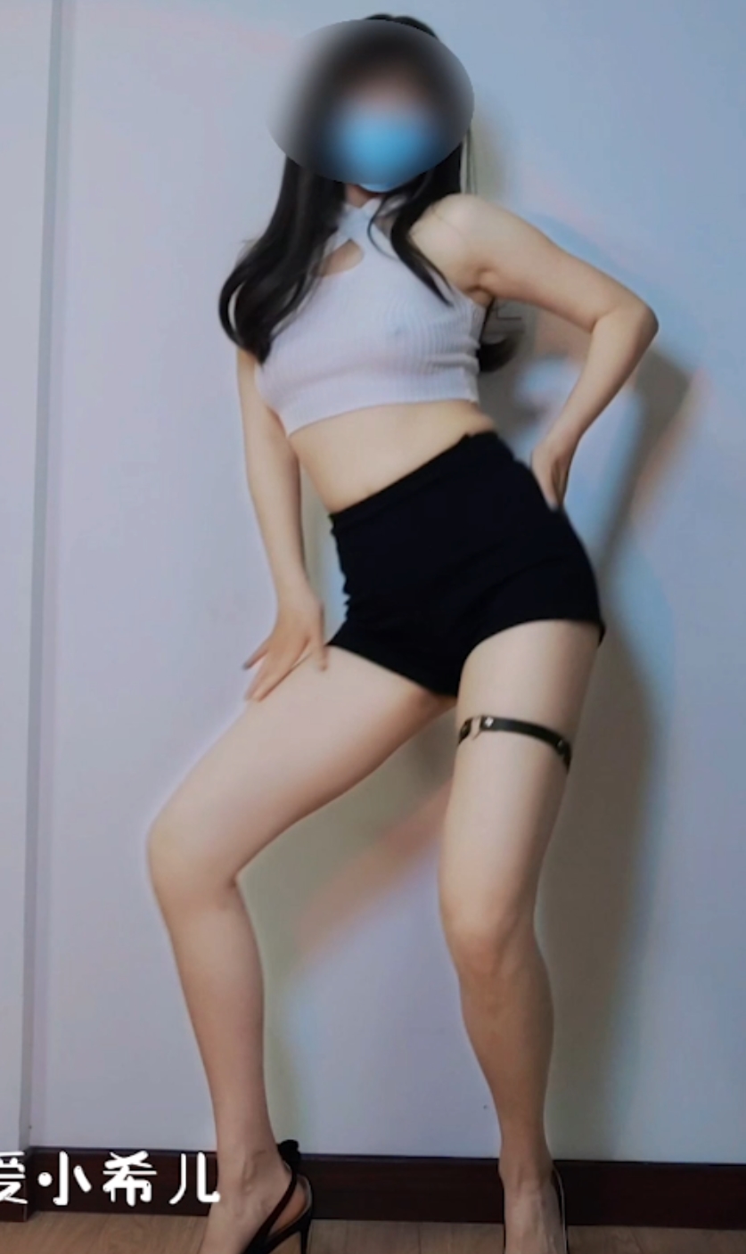 新晋热舞女神小希儿最新热舞合集14V，2.45G，百度盘下载