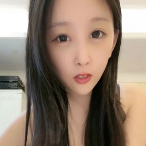 优质身材软糯酥球某处，可爱妹妹萌主一对一视频1V+1.42GB