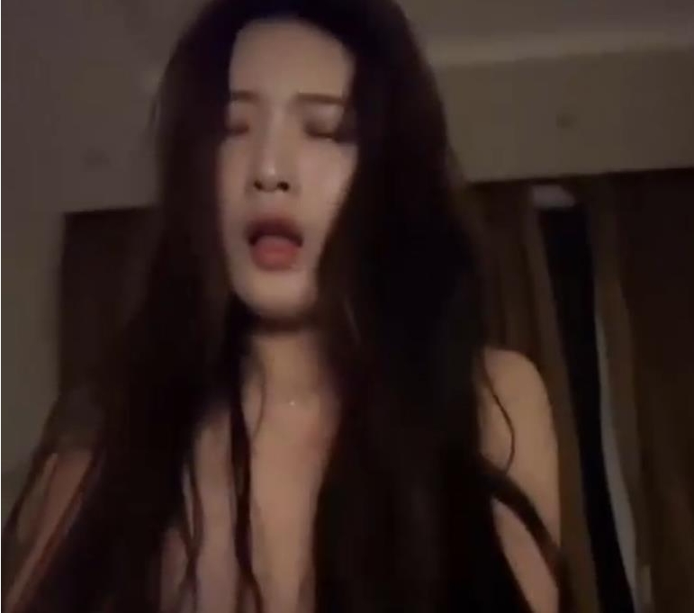 抖音网红赵一菲：私密散播的魅力