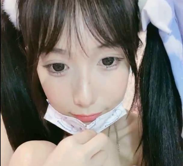 推特网红梨酱黎酱高颜值直播作品13V、12G视频大放异彩