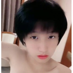 小雪比心陪玩：魅力主播的温馨世界，视频精彩不容错过