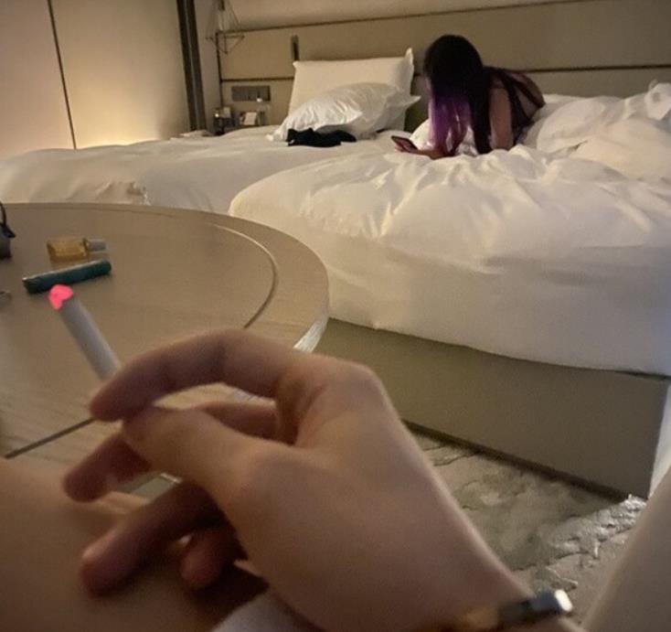 约P大神GZ哥作品合集：颜值抖拜技术威猛绅士