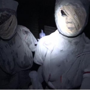 HorrorPorn高清4K系列：猎奇女王艾米莉震撼表演特效服饰