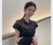 精选女神妹子嘴上功夫后推车，颜值身材兼具