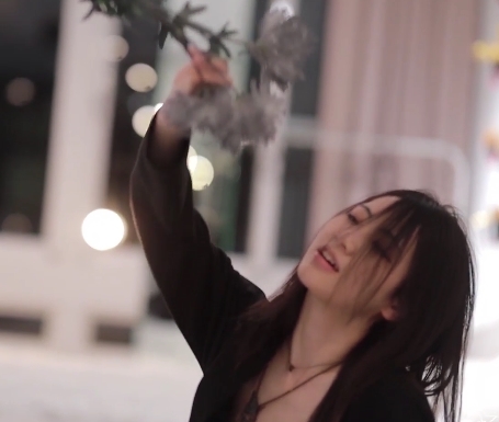 限时特惠JVID阿黎_commemoi女模特写真作品：精选身材、气质与颜值，展现忧郁眼神与可爱性感！