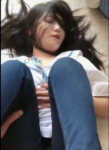 依云快手82社区女友系列演技实力+实用性，老人钢炮鸽切磋人生，才艺表演72套5.2资源。