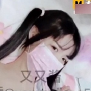 卡哇伊妹子打粑粑呻吟大叫朋友，百度盘视频福利购买