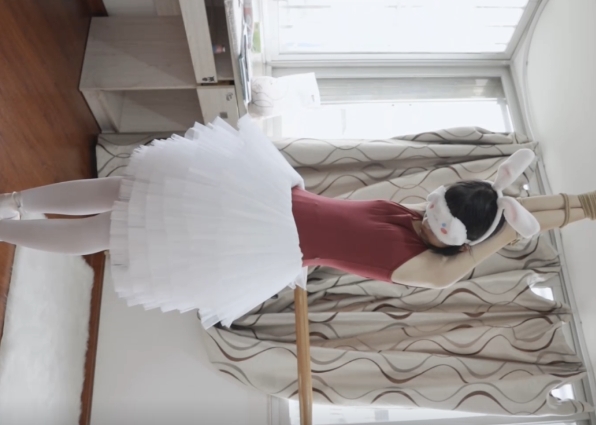 森萝财团子芭蕾白丝妹子的嘴上功夫训练与绑定游戏，1.17G绅士必备！