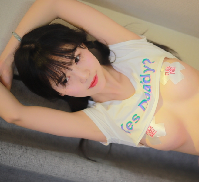 完美女神抖娘利世99年性感写真：前凸后翘、大车灯、薄纱、激凸、骆驼蹄、若隐若现、诱惑、S气