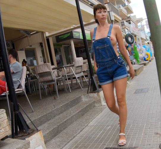 老阿姨火辣穿梭，欧美成熟风情，大神naughty_lada33V-6.5G完整合集