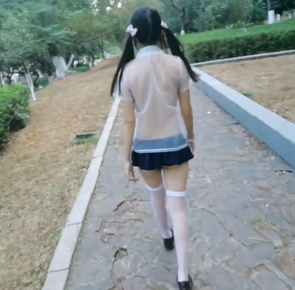 FSS冯珊珊精彩视频集：某推网红纯视频，格式工厂外出打野，奇妙