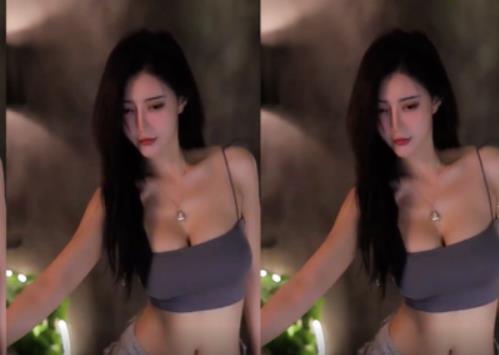 苏樱稀缺诱惑热舞完整合集虎牙最美尤物女神，火辣酥xiong蜜臀白皙长腿百度云400M