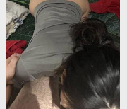 南京网红蜜桃臀女主“小桃”的新婚精选蜜桃臀：精致容貌、完美身材、传递爱情信息的教育