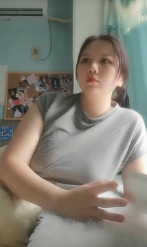 看网红{{网红名字}}疯狂抖音新篇，精选漂亮馒头疯狂妹子作死！4.3G视频，让你情难自禁！