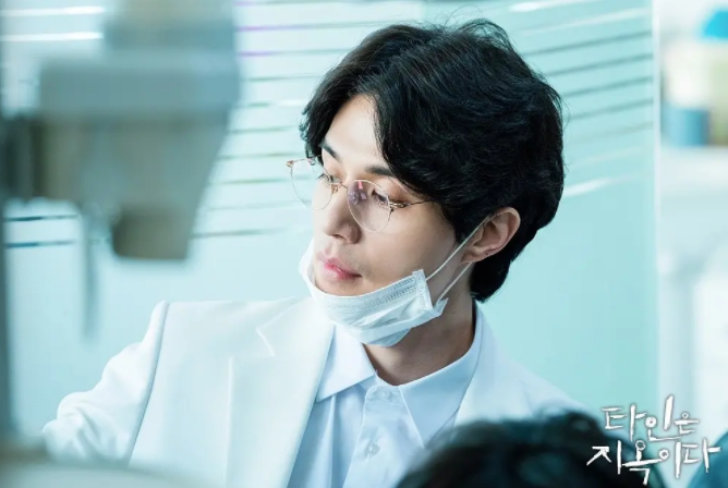 阿里云盘APP观看《他人即地狱》：悬疑惊悚剧，让你感受悲伤和痛苦！