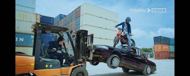 《2022年黑金风暴：4K国粤版本完美观影体验，APP/阿里云盘可观看、下载！》