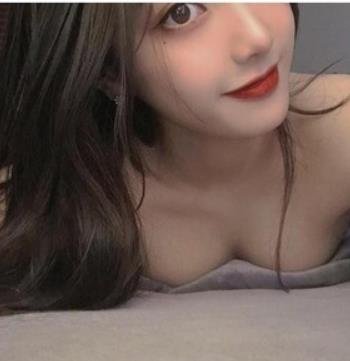 虎牙网红董小可爱：冷艳反差婊，绝美魅力、一流技术完美呈现