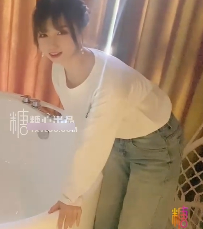 达到了一个惊人的数字。如果你也想要了解更多关于补品的知识，或者想要看看糖心和小桃酱的健康秘诀，那么这个“51v36g补”系列视频绝对不容错过！