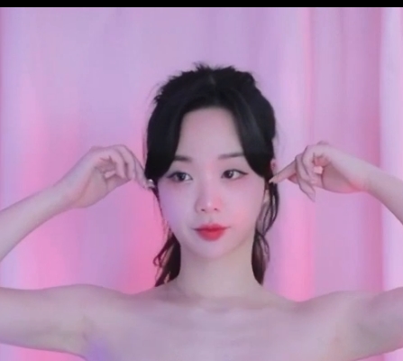 韩国女团热舞MV《NUDE192v15.5g》，舞姿优美引人入胜，收藏珍藏