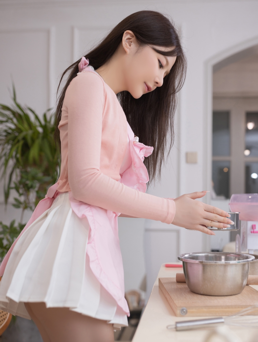 秀人网鱼子酱208套205g作品，百度链接查看，神秘收藏之选