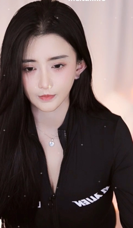 虎牙球王古阿扎42.9g福利合集：展现魅力，丰富多彩