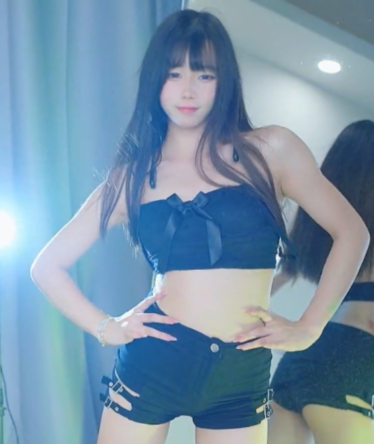 咬一口兔娘早期热舞合集5V+4G百度盘下载