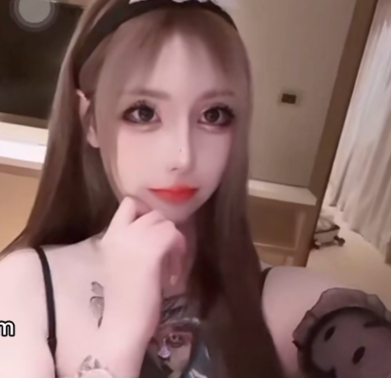 周丽珊粉丝互动视频集锦6V237MB，百度盘下载