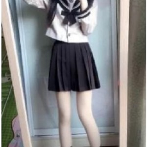 野餐兔压箱底作品合集：抖音妹子网红的多彩视频世界