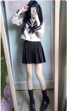 野餐兔压箱底作品合集：抖音妹子网红的多彩视频世界