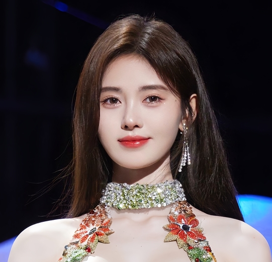 AI技术加持，明星大片自行打包，娜扎、杨幂等精彩表现一网打尽视频125p+1g