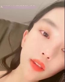 誘惑女神小雪露臉表演騷掰[1V+297MB][百度盘]