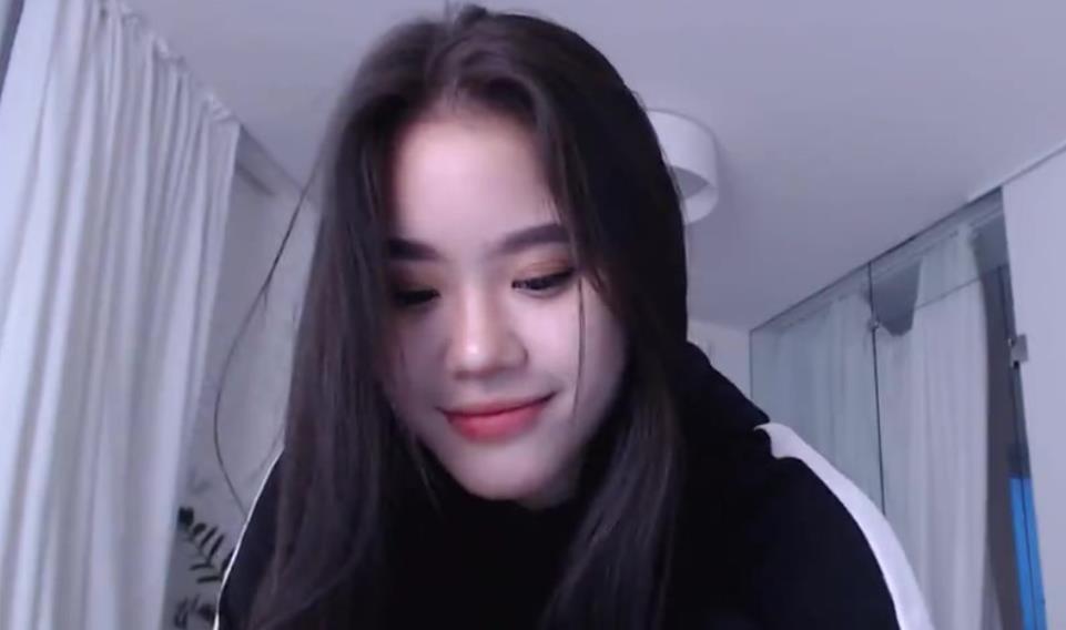 东南亚高颜值浮力姬li_chang最新合集7V-1.27G-可爱镜娘遥控小玩具大放送！