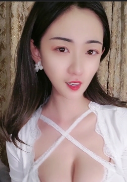 玉兔晃动，一个小球球身材丰满可爱，快手网红颜值滤镜大揭秘！