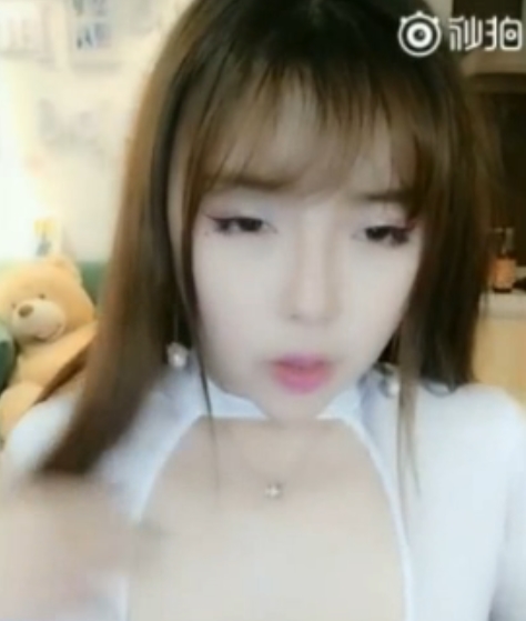 童颜大罩杯主播三胖福利合集：51V，1.97G视频尽显魅力