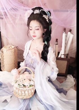 爆机少女喵小吉12月T3最新作5套15.4G合集，包含古董店人偶、双子最强冰雪组合、小吉的家政服务、长相思、灼灼其华、72小时，百度云永久链接。