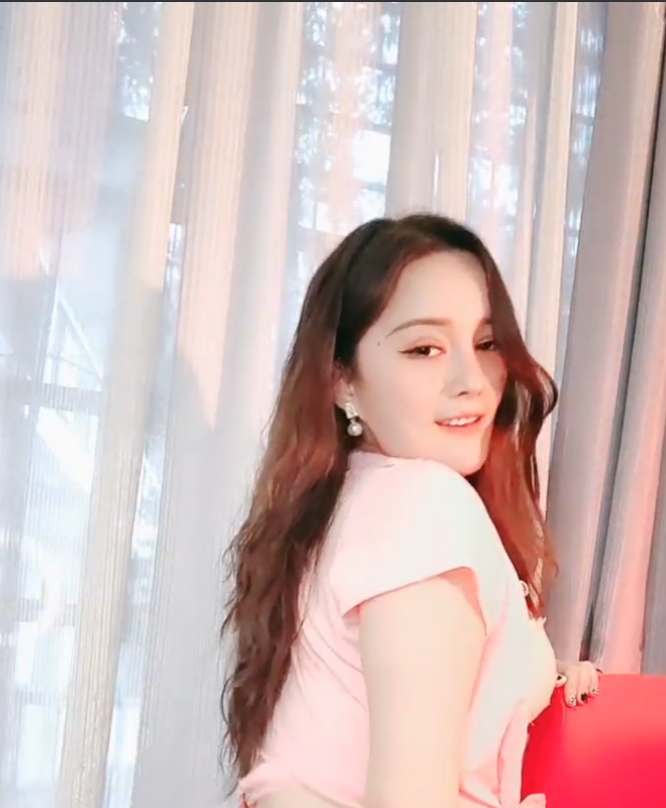 欢乐笑笑：27个收藏视频，总时长115分钟