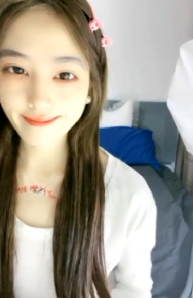 露露高清舞蹈给力佳作6.31GB资源日期：2021/9/23-9/25