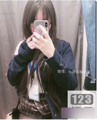 小蔡头试衣间：放飞自我的时尚体验