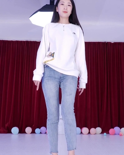 稀有顶级全祼精选活力美少妇阿珞完美身材有氧luo+ti健身C[3V+578M][百度盘]