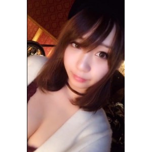 伊织萌71套自行打包1186四人游-16.4G