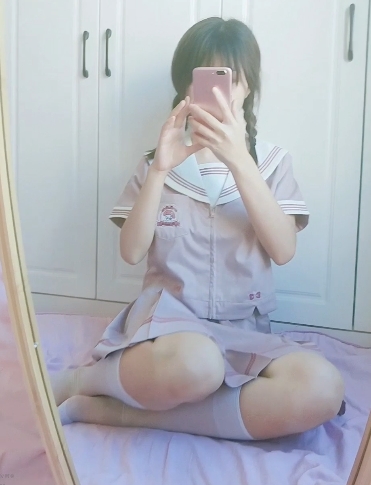 1.欢欢的资深妹子作品：妹子穿着学生装2.萌妹子欢欢的两部作品：资源丰富，画质精美