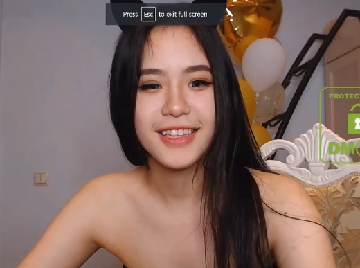 限时抢购LiChang东南亚性感主播最新合集，美女欧美清纯豪放，与闺蜜一起尽享浮力爽感！