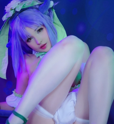 虎牙网红光“阴”浮力姬合集：糯糯酱、白丝JK、红色害羞JK、泳装女仆、浴室黑丝JK、腿好看巨R狂野