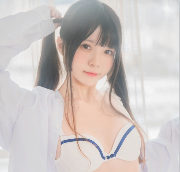 原创超美妹子Cosplay写真：桜桃喵的有尺度呈现