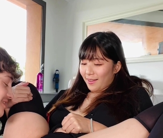 4V视频白人与亚洲女孩的256P1.92GB百度盘转载搬运