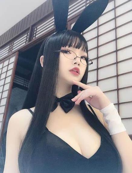 御萝双俢白丝旗袍暗纹合集