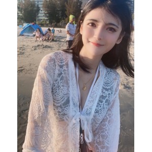 《妹子：精致的脸蛋，清澈的眼睛，高贵的气质，坚持梦想的勇气》